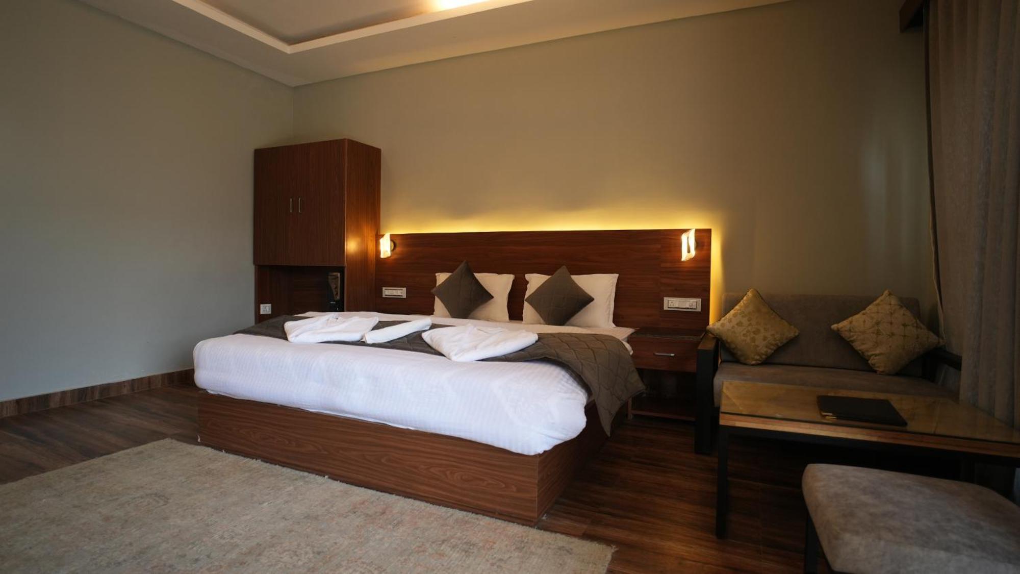 فندق The Foresta By Orchid Hospitality & Holidays مكتزور المظهر الخارجي الصورة